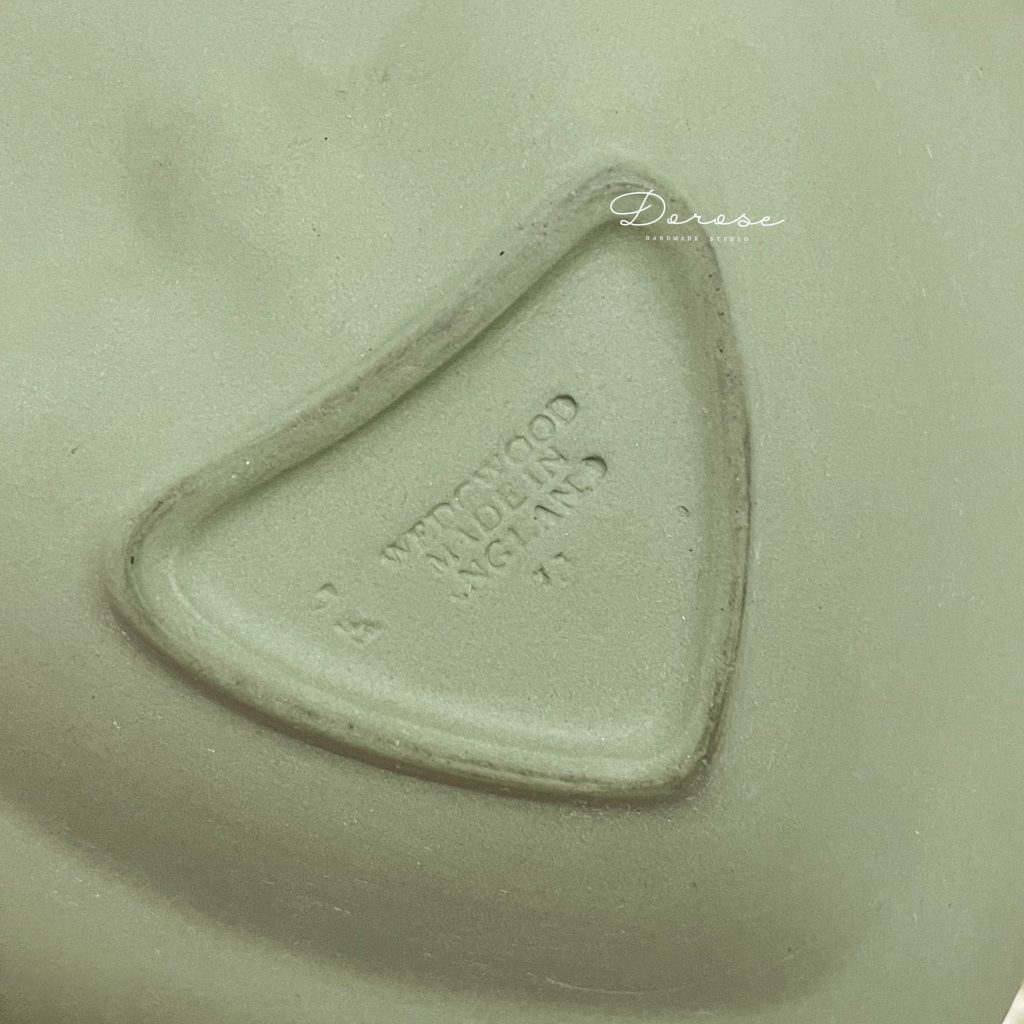 wedgwood古董綠碟子